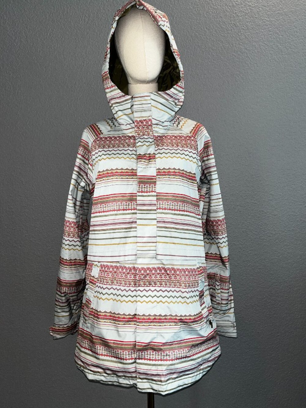 Burton GORE-TEX Kaylo Snowboard Jacket Aqua Gray Revel Stripe Pattern Medium